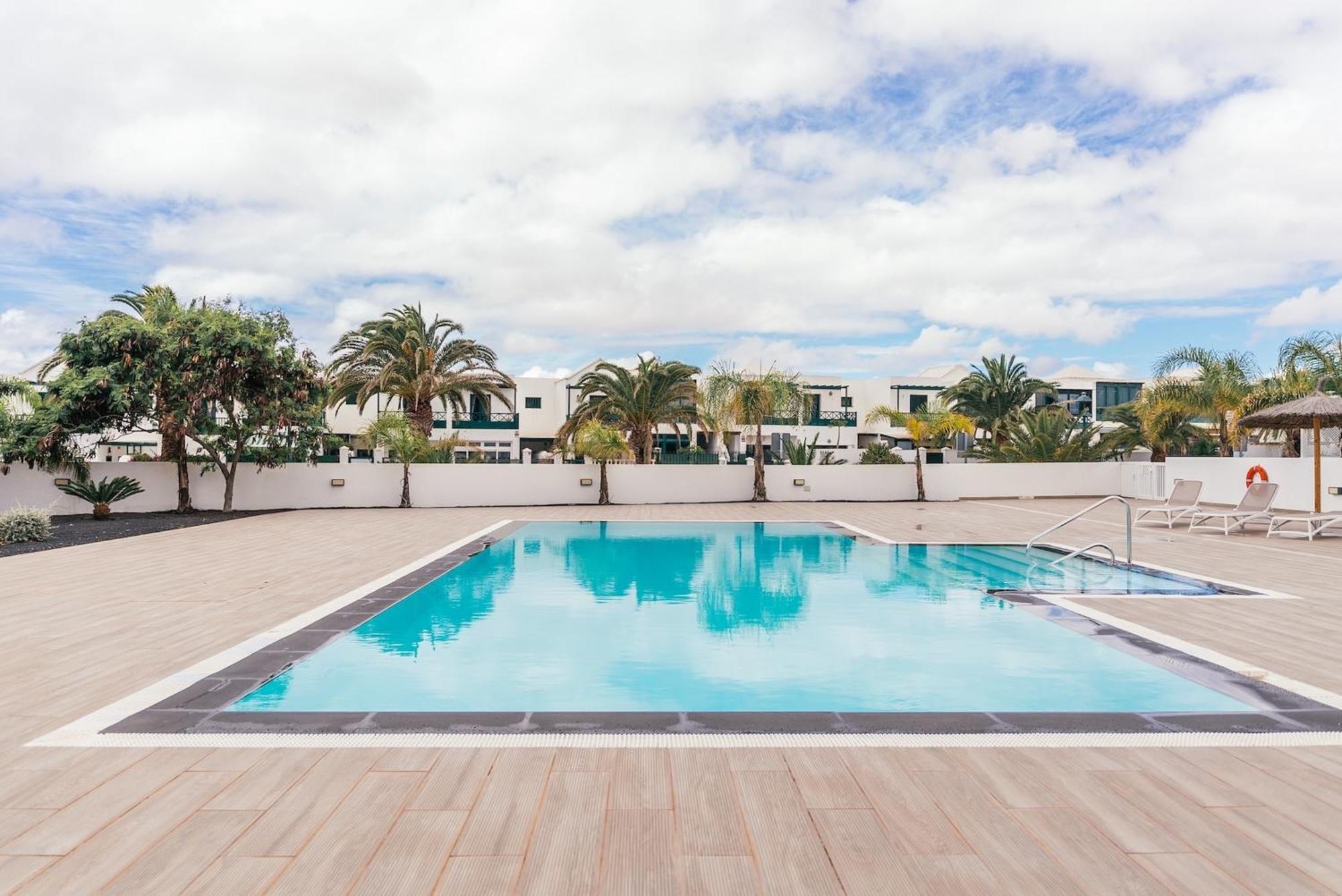 Apto Rebeca By Hh Aa, Wifi & Pool Costa Teguise Εξωτερικό φωτογραφία